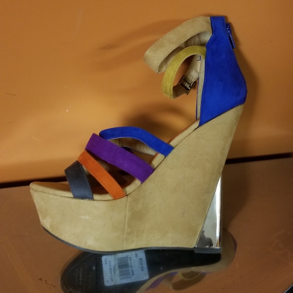 Wedge heel multi color shoe